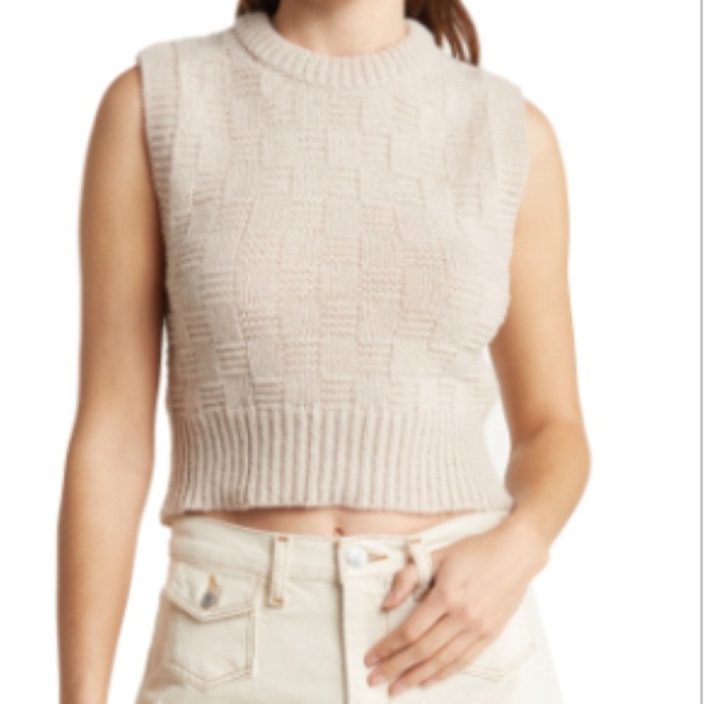 Sweater Vest | never worn